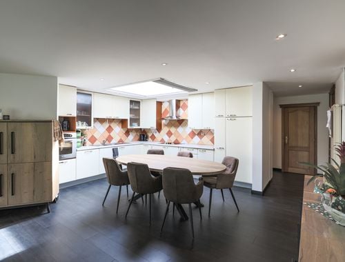                                        Woning te koop in Hove, € 499.000
