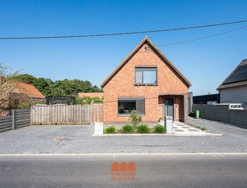                                         Woning te koop in Eeklo, € 435.000
