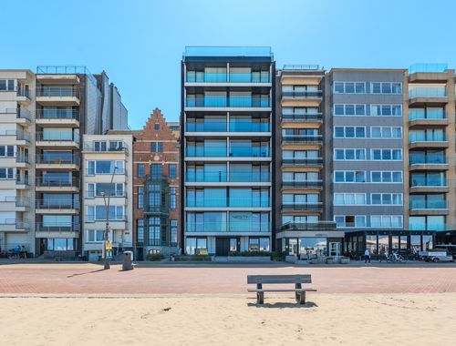                                         Appartement à vendre à Oostduinkerke, € 975.242
