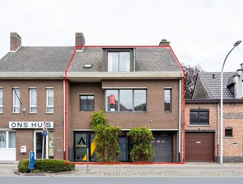                                         Gemengd gebruik te koop in Edegem, € 300.000
