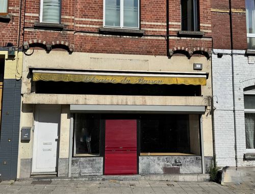                                         Bien commercial à louer à Marcinelle, € 600
