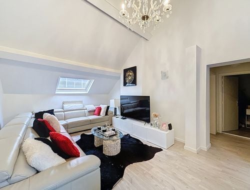                                         Appartement à vendre à Bruxelles, € 375.000
