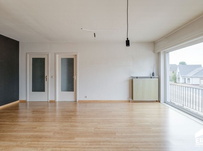 [[ CE BIEN PARTICIPE À LA JOURNÉE MAISONS OUVERTES ERA LE 13/6 DE 11:00 À 12:00 ]]<br />
Ce bien participe à la Journée Maisons Ouvertes ERA. Visitabl