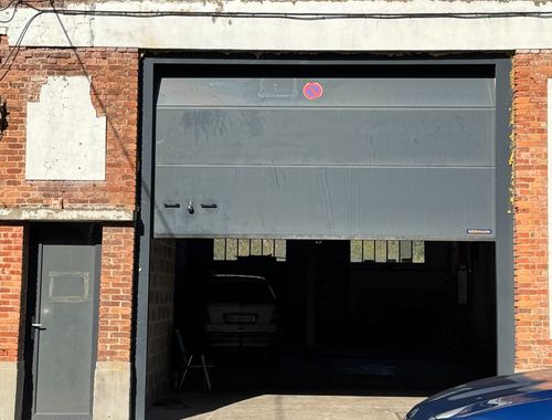                                         Bâtiment d’entreprise à vendre à Wasmes, € 185.000
