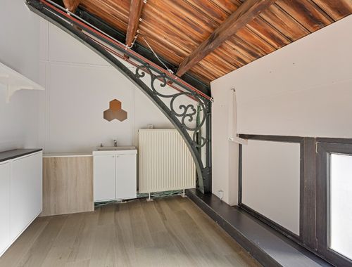                                         Bien commercial à louer à Mechelen, € 1.500

