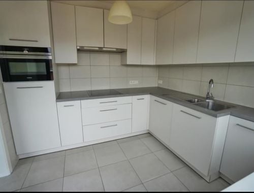                                         Appartement te huur in Halle, € 950
