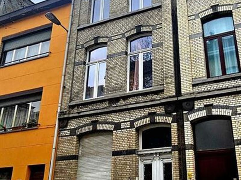 Bien professionnel à vendre
                    à 2060 Antwerpen