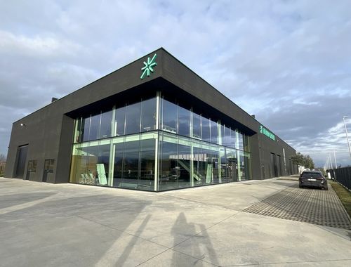                                         Bâtiment d’entreprise à louer à Lokeren, € 14.395
