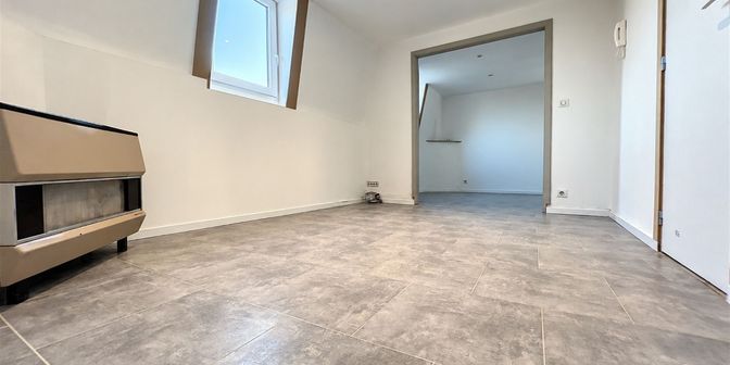 Appartement te huur in rue de namur 39 bus 4, 7700 Moeskroen