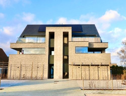                                         Appartement te koop in Adegem, € 305.000
