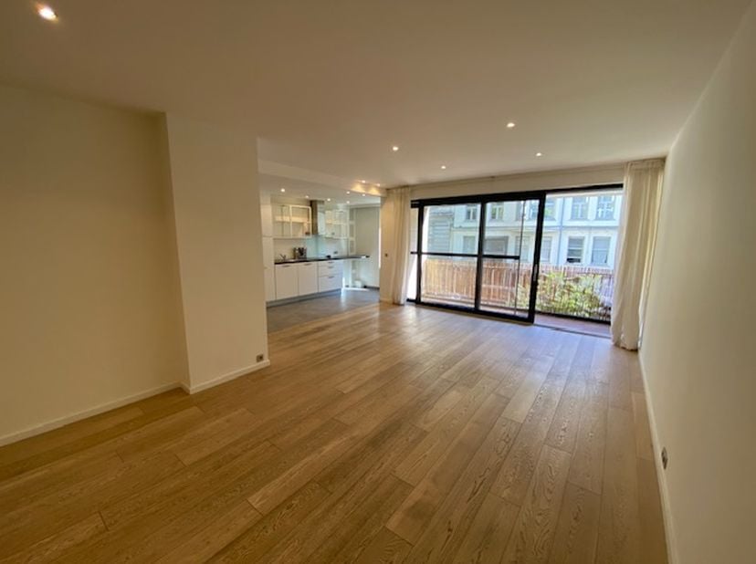 Appartement à louer à Gounodstraat,
                    2018 Antwerpen