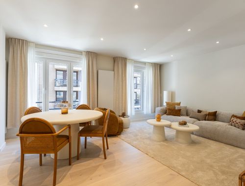                                         Appartement te koop in Knokke, € 865.000
