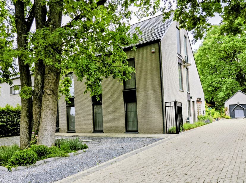 Maison à vendre
                    à 3600 Genk