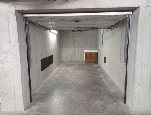                                         Garage te huur in Oostduinkerke, € 110
