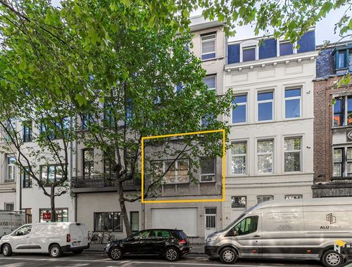                                         Duplex te huur in Antwerpen, € 995

