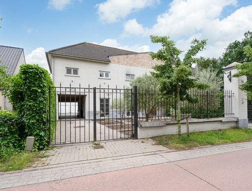                                         Garagebox te koop in Kapellen, € 42.500

