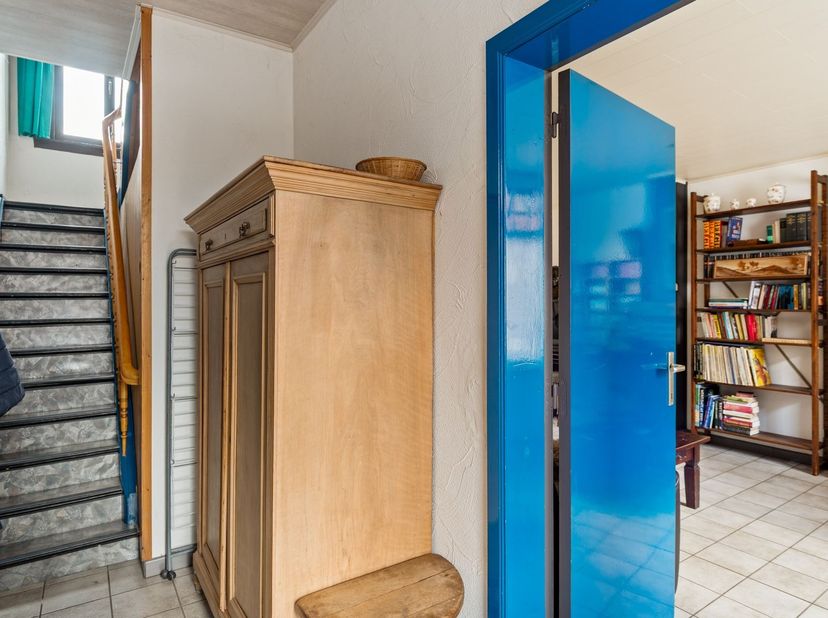 Maison familiale à rénover avec beaucoup de potentiel à Brasschaat.<br />
<br />
Vous êtes à la recherche d'une maison spacieuse que vous pouvez rén