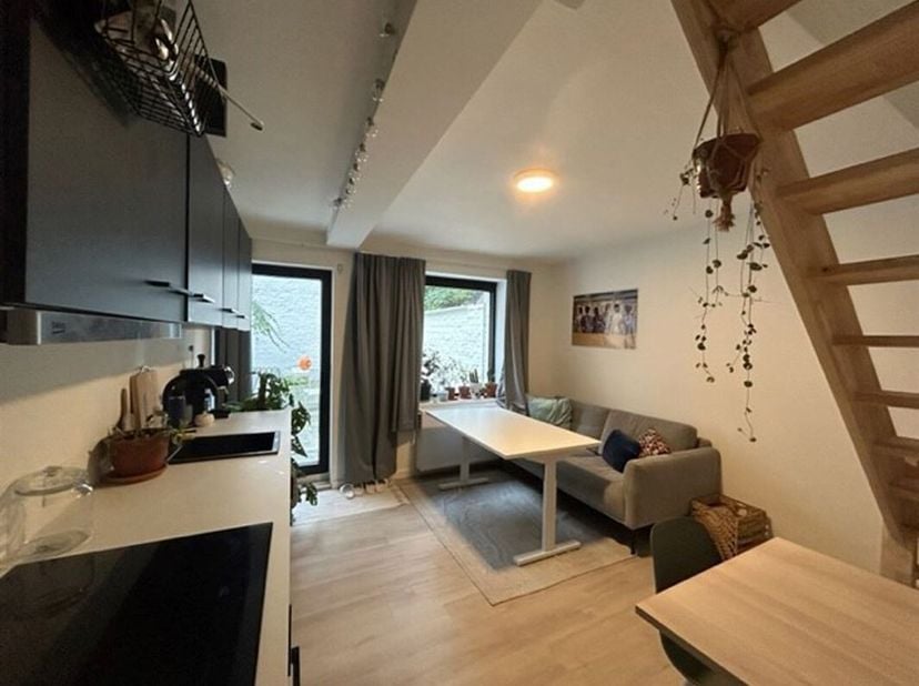 *Energetische renovatie opbrengstpand 2022*<br />
Volledig verhuurd recent opbrengstpand gelegen op een uiterste gegeerde locatie namelijk in de Jozef