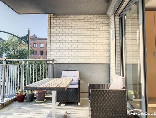                                         Appartement te huur in Oudergem, € 1.800
