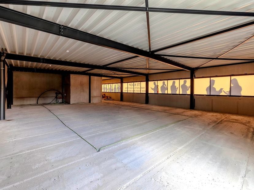 Espace de bureau/cabinet Casco de 219m²<br />
<br />
Le projet Bayot Business Park, récemment achevé, se trouve le long de la Poederleesteenweg à Ka