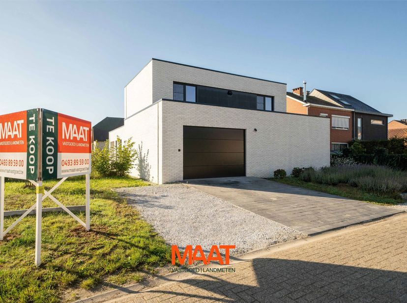 Huis te koop in Achter de Hoven 20,
                    2222 Itegem
