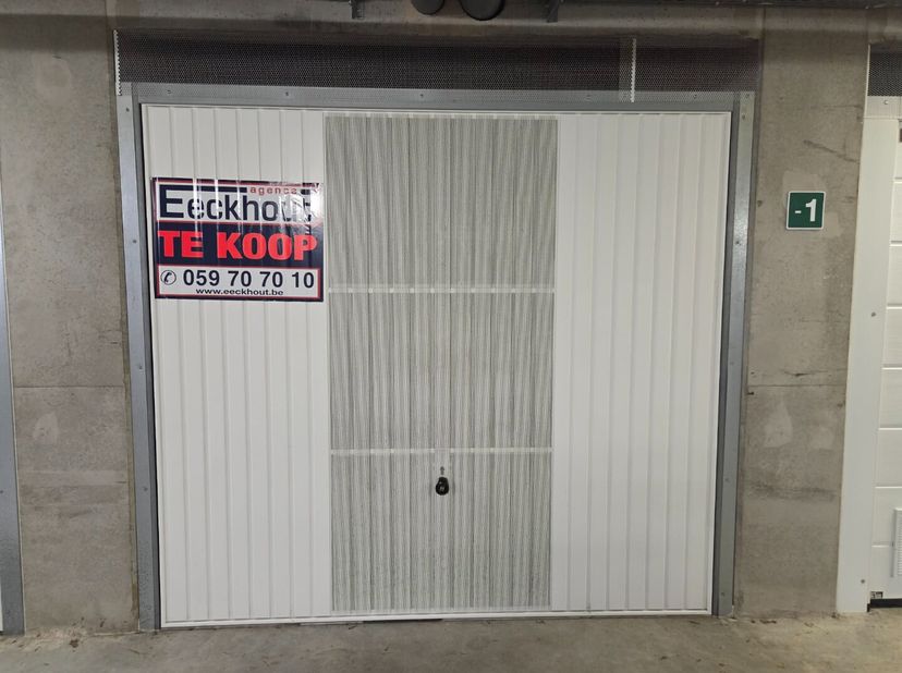 Garage à vendre
                    à 8400 Oostende