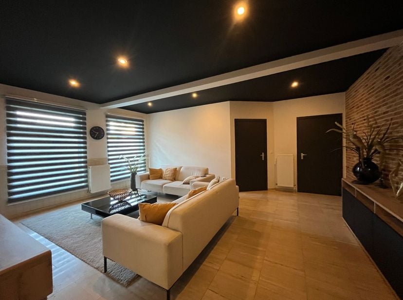 Charmant appartement de plain-pied avec 1 chambre, cour et place de parking<br />
<br />
Situation : Situé au calme à Hulshout, avec un accès facile