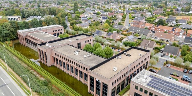 Bedrijfsvastgoed te koop in Ter Reigerie 5 bus 21, 8800 Roeselare