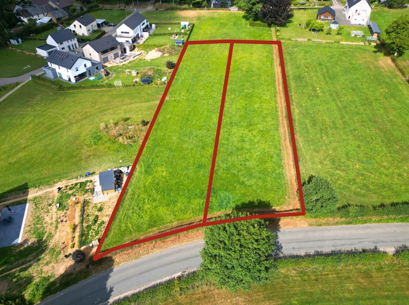 Au cur de la localité idyllique d'Iveldange, nous vous présentons deux terrains à bâtir attrayants - d'une superficie de 2.037 m² chacun. Les terrains