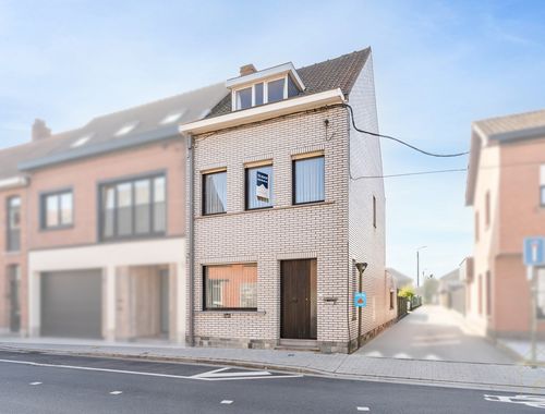                                         Maison à vendre à Wevelgem, € 249.000
