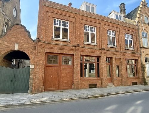                                         Handelspand te koop in Ieper, € 200.000
