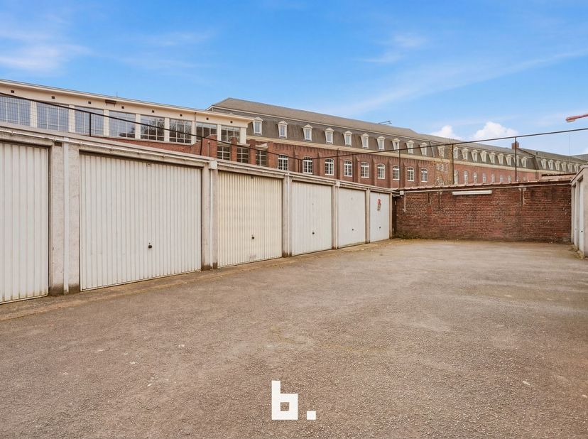 Garage te koop in Botermarkt 26,
                    8800 Roeselare