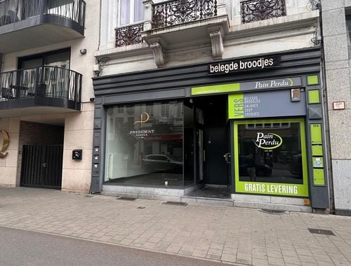                                         Handelszaak te huur in Antwerpen, € 1.750

