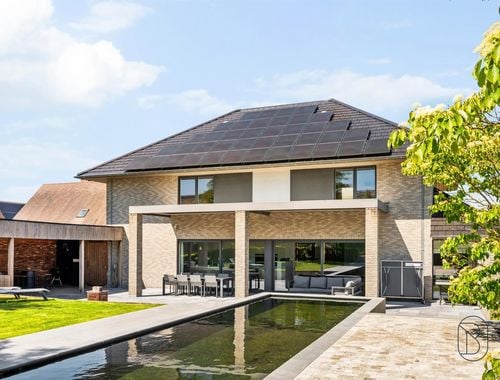                                         Villa te koop in Sint-Eloois-Winkel, € 849.000
