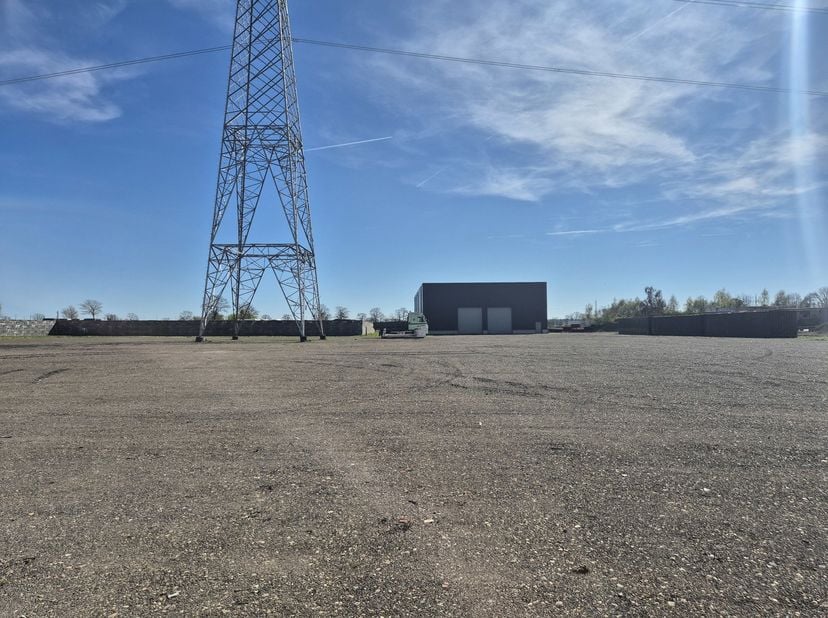Bedrijfsvastgoed te koop in Industrieterrein Kanaal-Noord 1710,
                    3960 Bree
