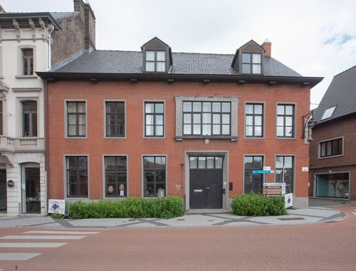                                         Bureaux à vendre à Maldegem, € 860.000
