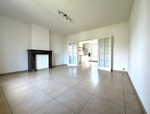                                         Triplex te huur in Erpent, € 1.050
