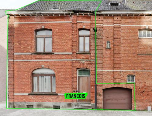                                         Koppelwoning te koop in Reningelst, € 145.000
