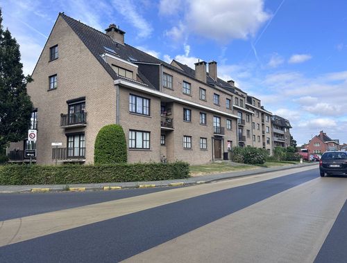                                         Appartement à louer à Harelbeke, € 775
