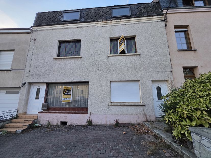 Huis te koop in Rue des Jardins 64,
                    6791 Athus