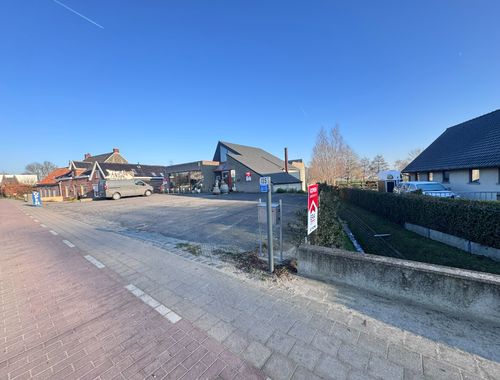                                         Bouwgrond te koop in Westrozebeke, € 325.000
