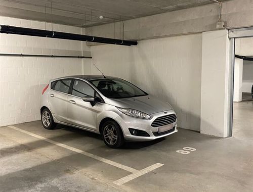                                         Garage te huur in Boortmeerbeek, € 65
