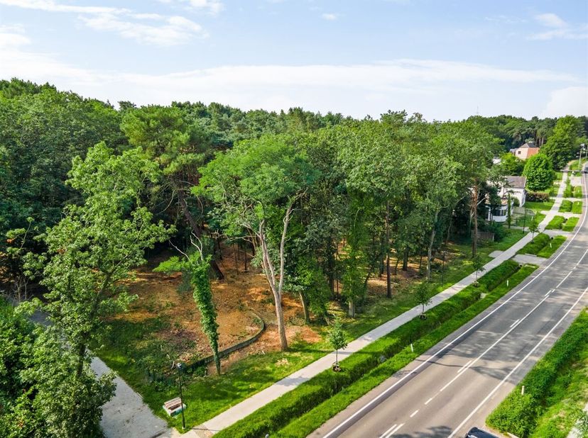 Unieke villagrond met gemeenschappelijk bos - Lierse Steenweg, Grobbendonk<br />
Deze uitzonderlijke villagrond biedt een perfecte combinatie van rust