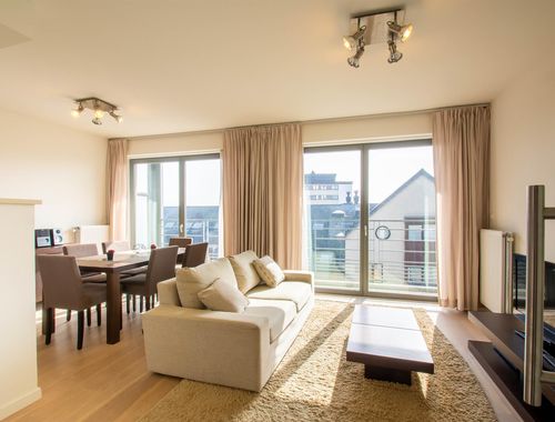                                         Appartement te huur in Evere, € 2.200
