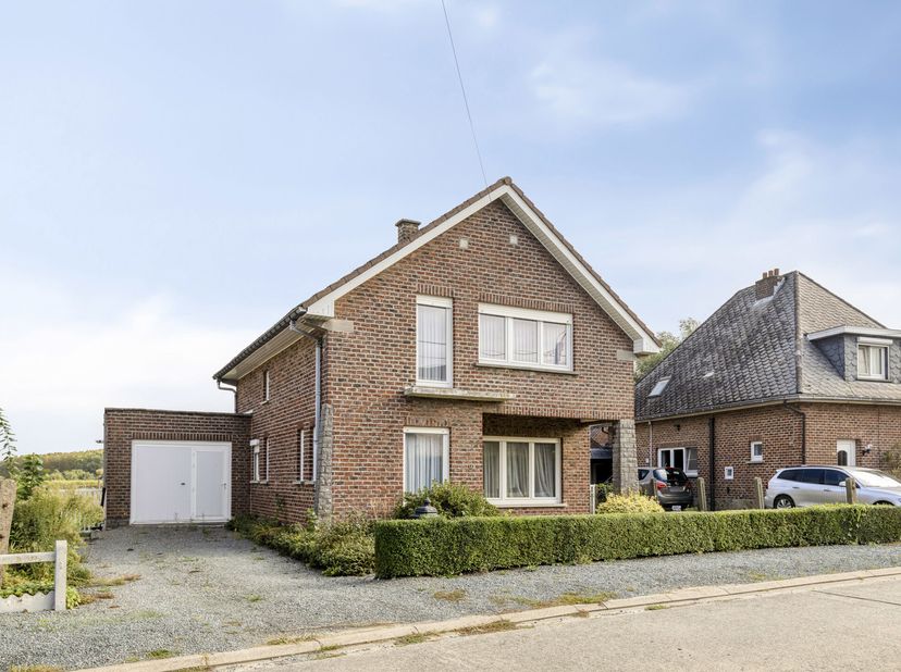 Huis te koop in Domentseweg 4,
                    1730 Asse