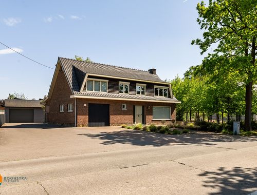                                         Eengezinswoning te koop in Onze-Lieve-Vrouw-Waver, € 795.000
