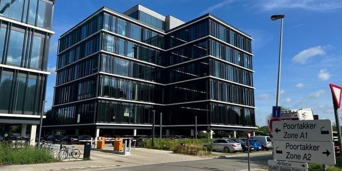 Bedrijfsvastgoed te huur in Poortakkerstraat 93 bus V2, 9051 Sint-Denijs-Westrem