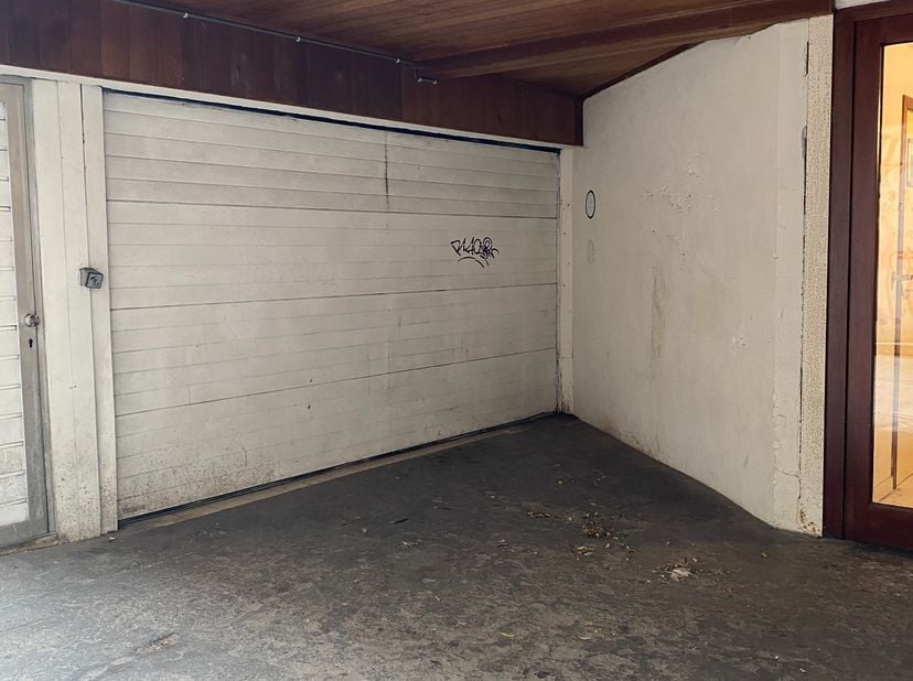 Garage à vendre à Zoutstraat 1,
                    9000 Gent