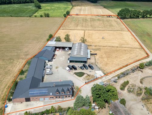                                         Hoeve te koop in Opglabbeek, € 850.000
