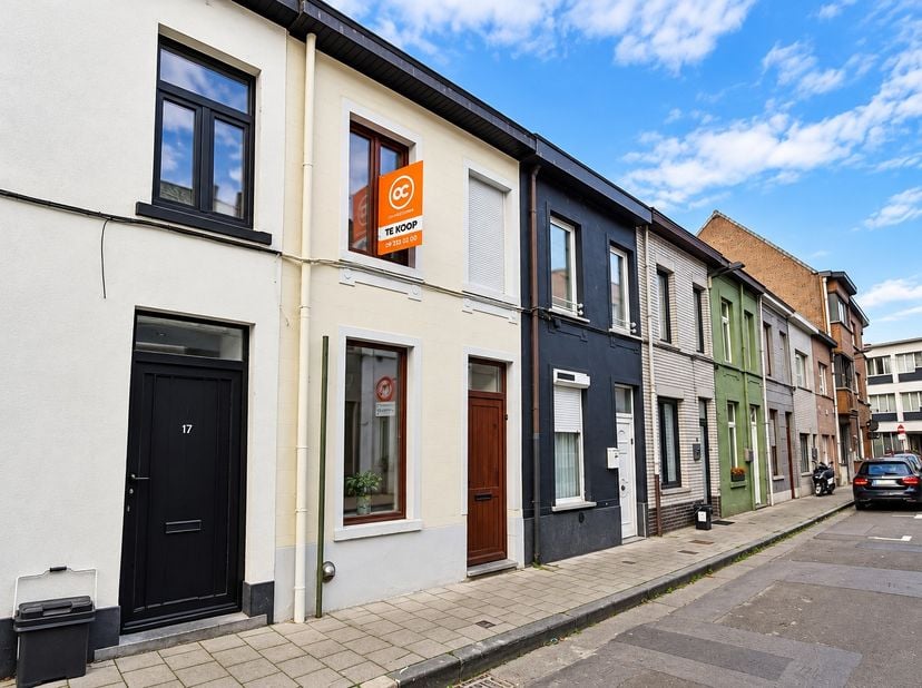 Huis te koop in Doolhofstraat 15,
                    9300 Aalst